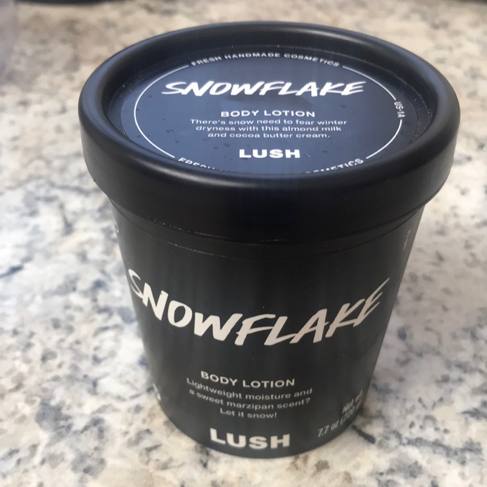 Lush body lotion limited edition SNOWFLAKE
